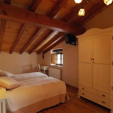 La Lobera فندق Las Rozas de Valdearroyo