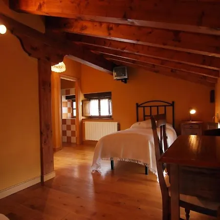 La Lobera فندق Las Rozas de Valdearroyo