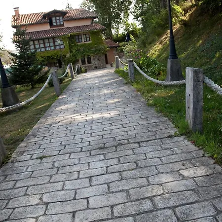 La Lobera 2* Las Rozas de Valdearroyo